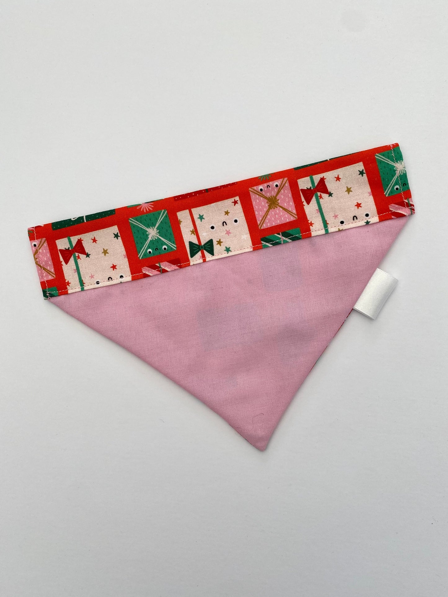 Christmas Presents Dog Bandana Dog Bandanas - PicklesPaw